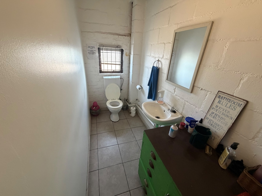 To Let Commercial Property for Rent in Everite Industria Western Cape